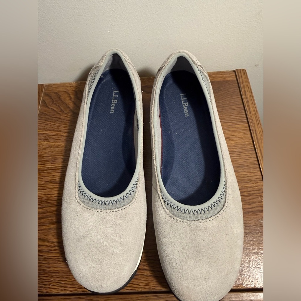 L.L. Bean Women's Light Gray Flats